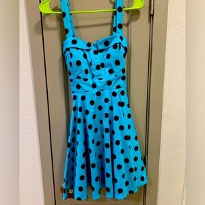 Have to sell it! Darling 50’s style dress